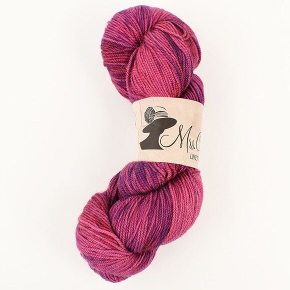 Mrs Crosby Love to Play Hat Box Yarn SW Merino Silk Cashmere Ravishing Rouge - Picture 1 of 3